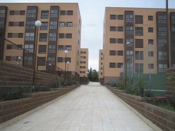 Piso en calle Campezo, 14