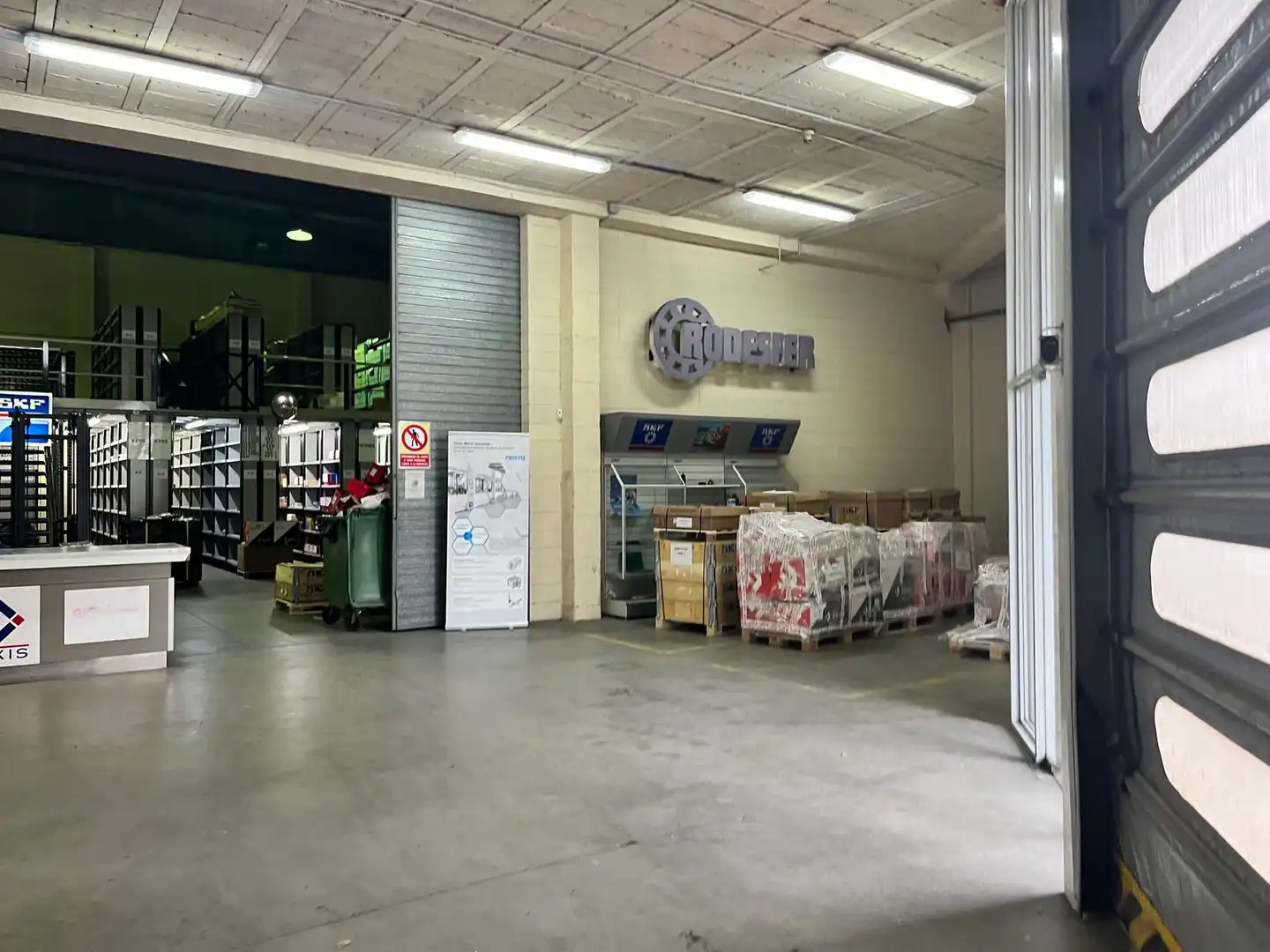 Nave Industrial en  Carrer dels Motors - Foto 9