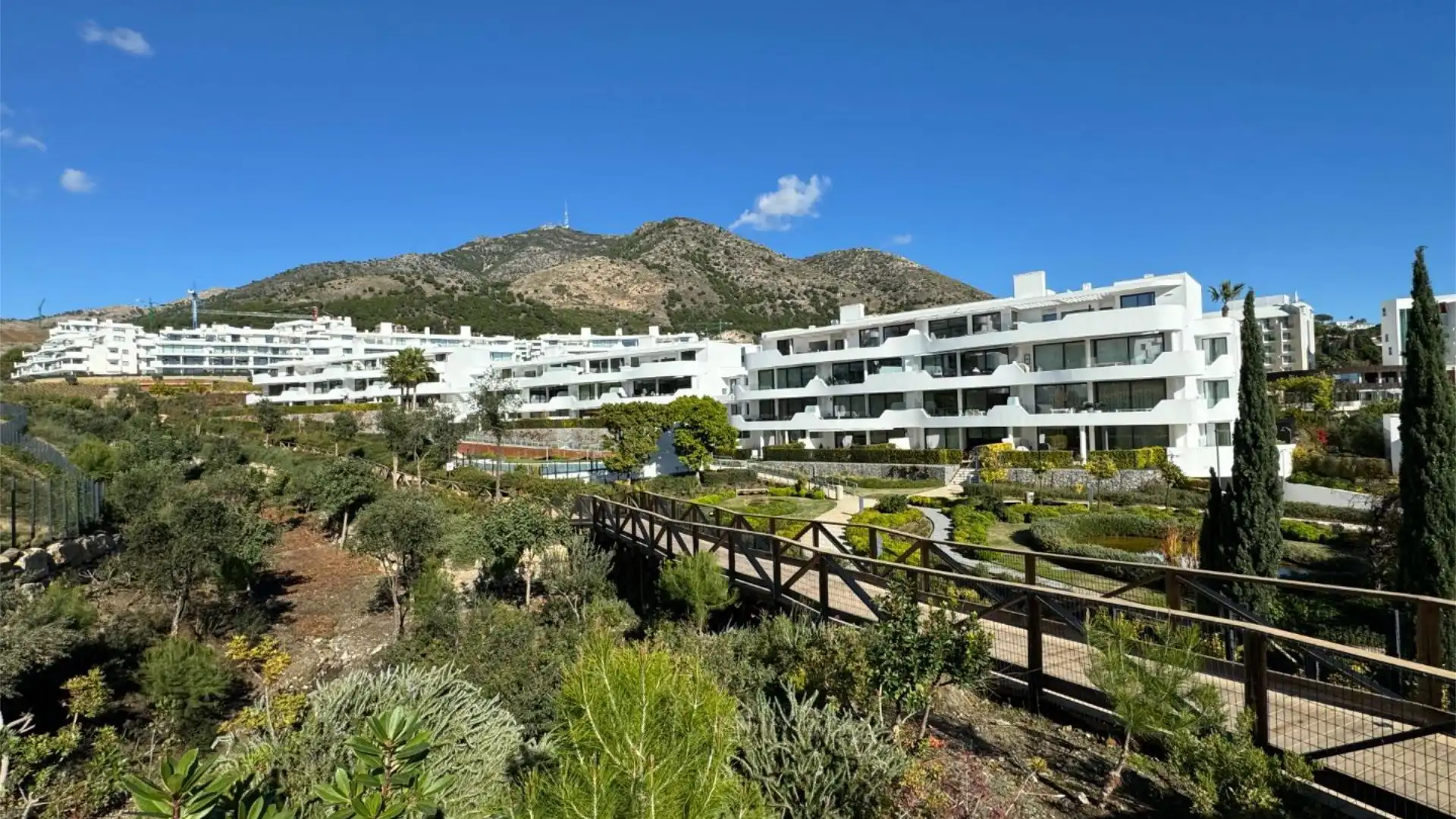 Piso en avenida Av. 8 de Marzo 3 - Foto 5