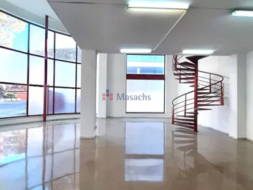 Local comercial en Cornellà de Llobregat - Foto 1