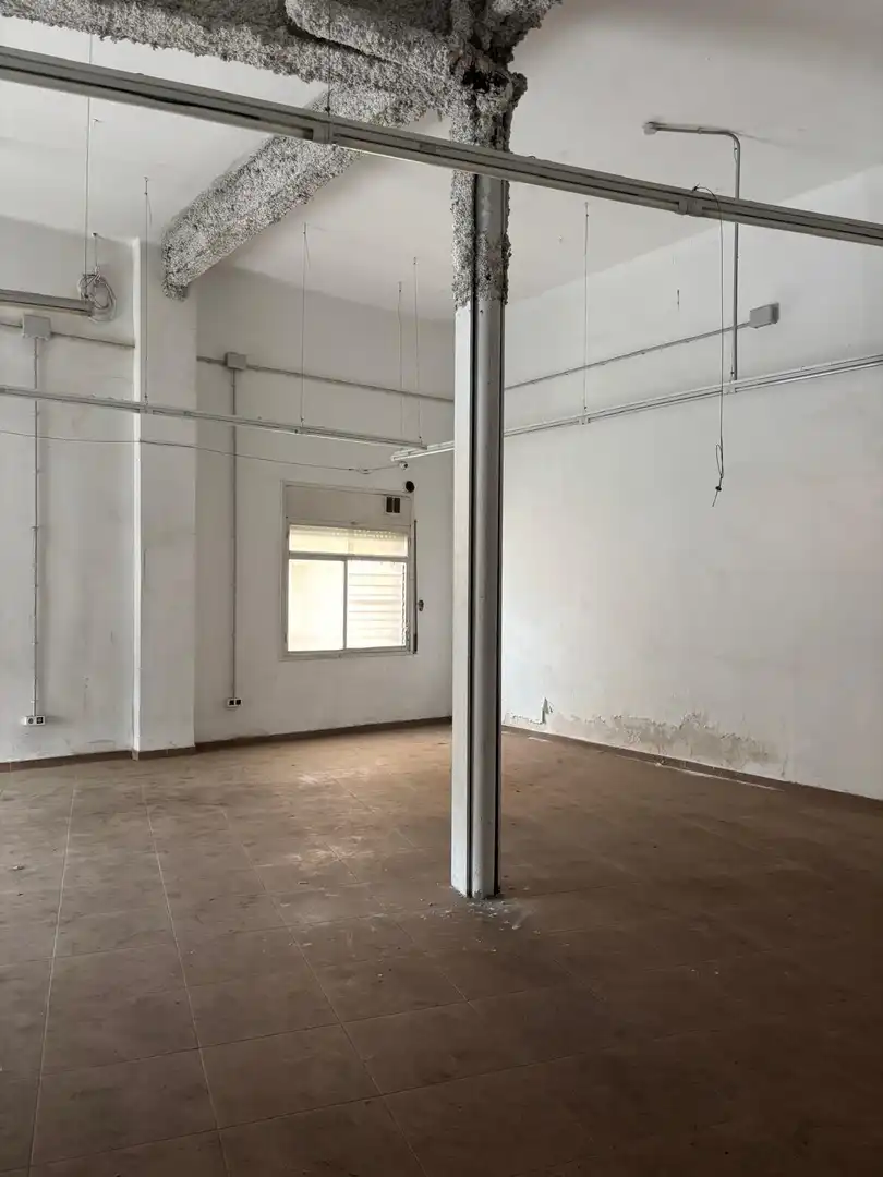 Local comercial en Sabadell - Foto 8