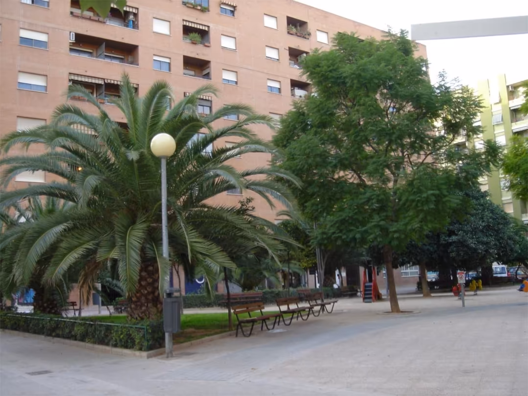 Piso en  Carrer de l'Humanista Frederic Furió 3 - Foto 27