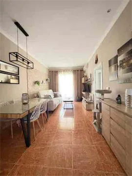 Piso en Las Delicias - Foto 1