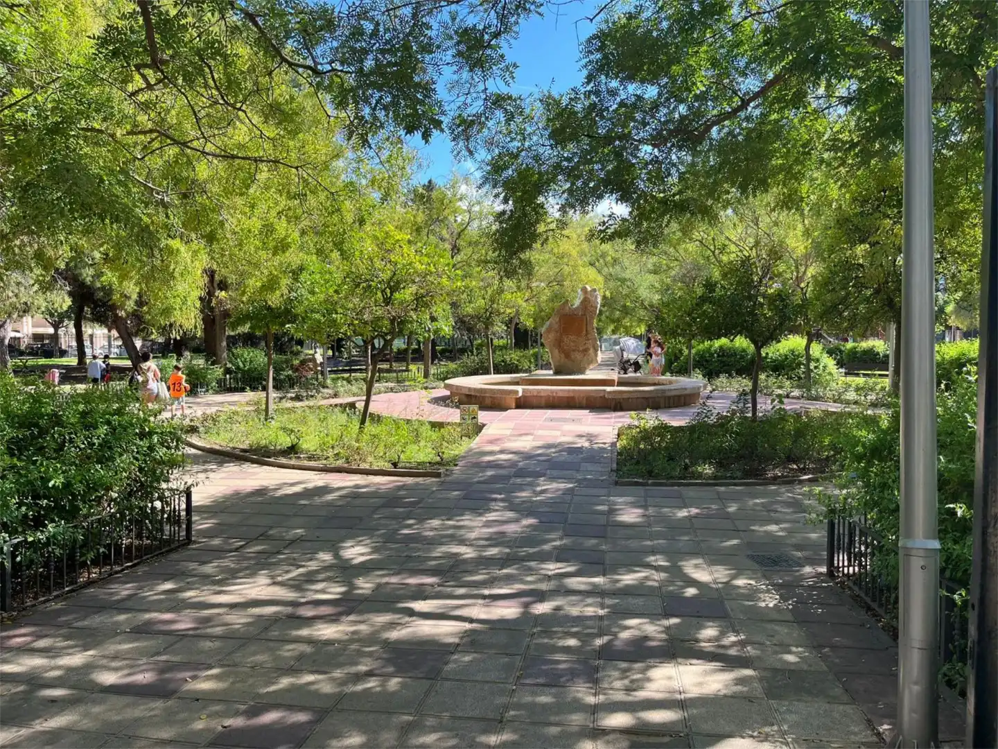 Piso en  Carrer de Josep d'Oleza 4 - Foto 25