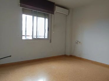 Piso en  Avenida José María Hernández Mata 6 - Foto 14