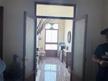 Chalet en entrada del pueblo - Foto 1