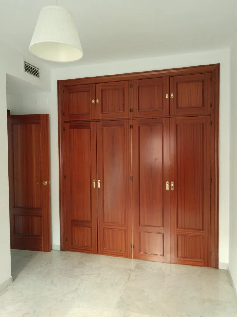 Piso en  Avenida de la Buhaira 11 - Foto 8