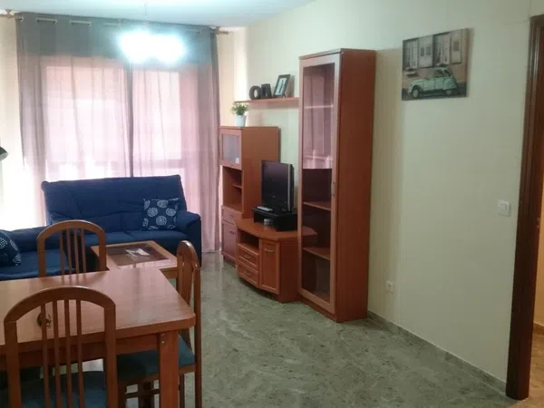 Piso en calle el Avellano, 12 - Foto 2