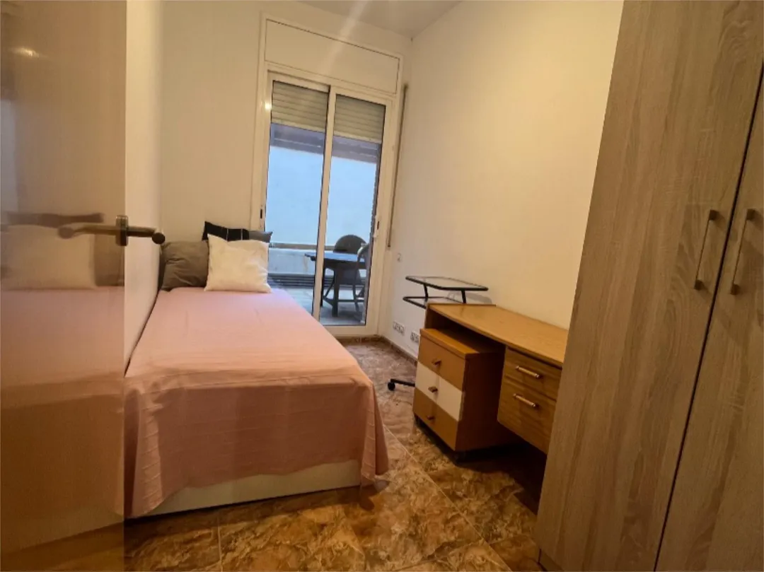 Piso en  Carrer de Sant Sebastià 38 - Foto 13