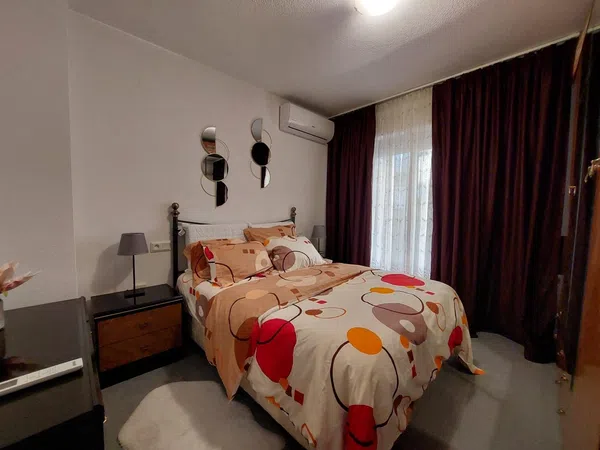 Piso en Calle Monseñor Romero - Foto 1