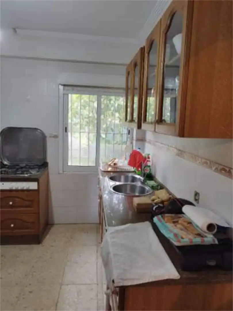 Chalet en urbanización las perdígueras - Foto 4