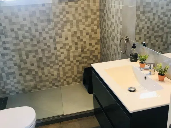 Chalet adosado en avenida Alpandeire, 1 - Foto 8