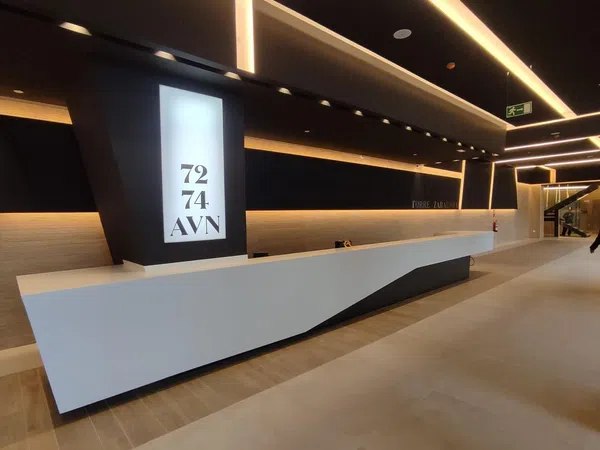Piso en Avenida de Navarra, 72 - Foto 1