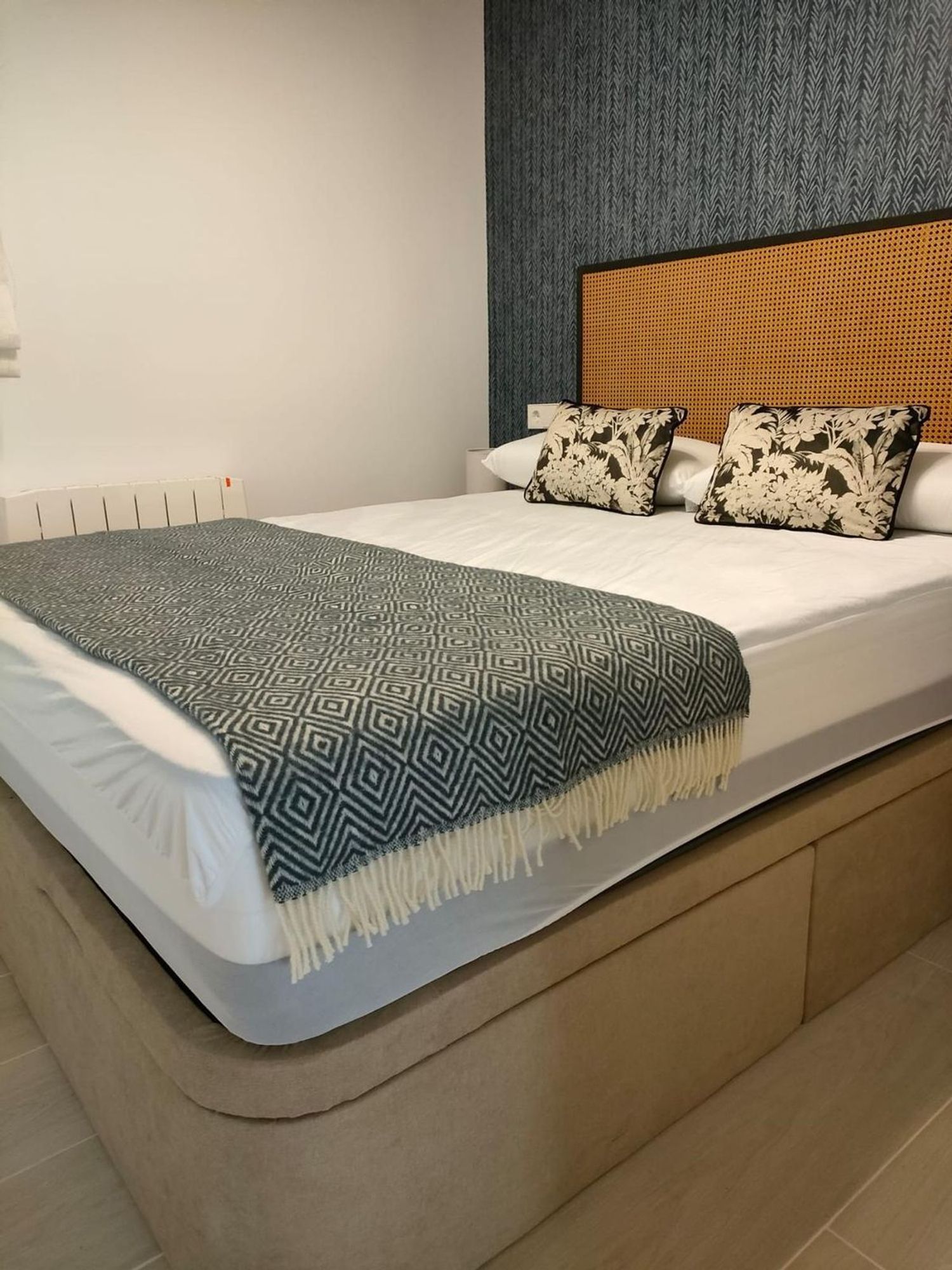 Estudio en Barrio Valdezarza - Foto 9