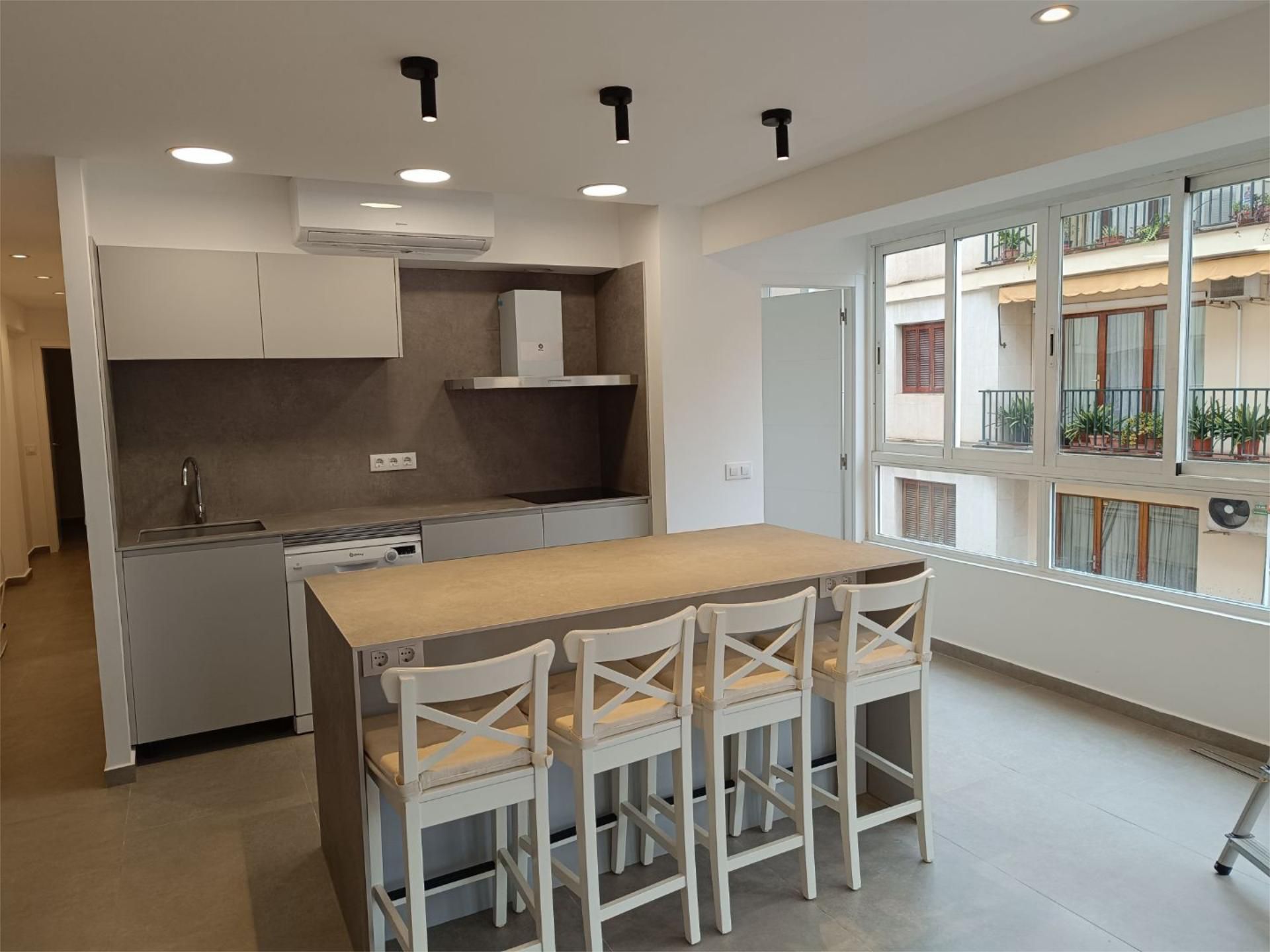 Piso en  Carrer d'Ausiàs March 34 - Foto 1