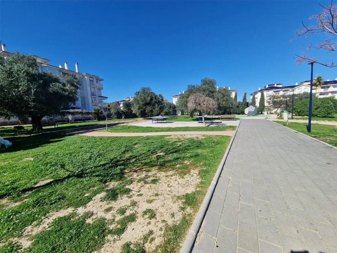 Piso en  Calle Mercedes Formica 4 - Foto 57