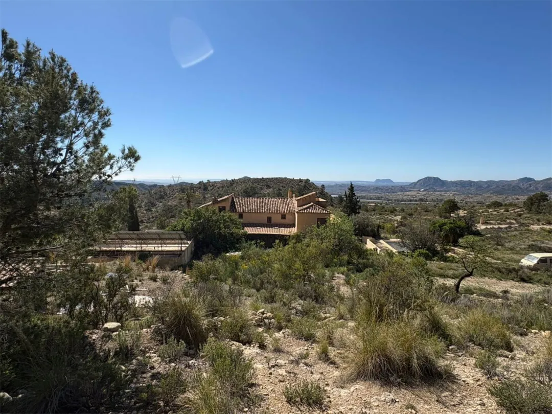 Finca rústica en  Carrer de Xixona 38 - Foto 3