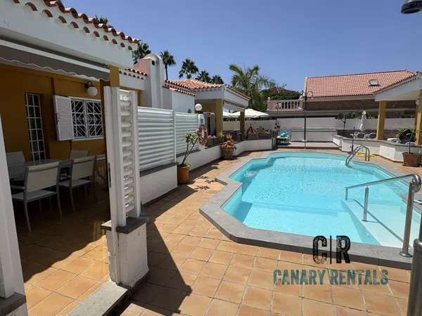 Chalet pareado en Avenida Touroperador Neckermann, 6, Maspalomas-Meloneras, Maspalomas-Meloneras - Foto 1