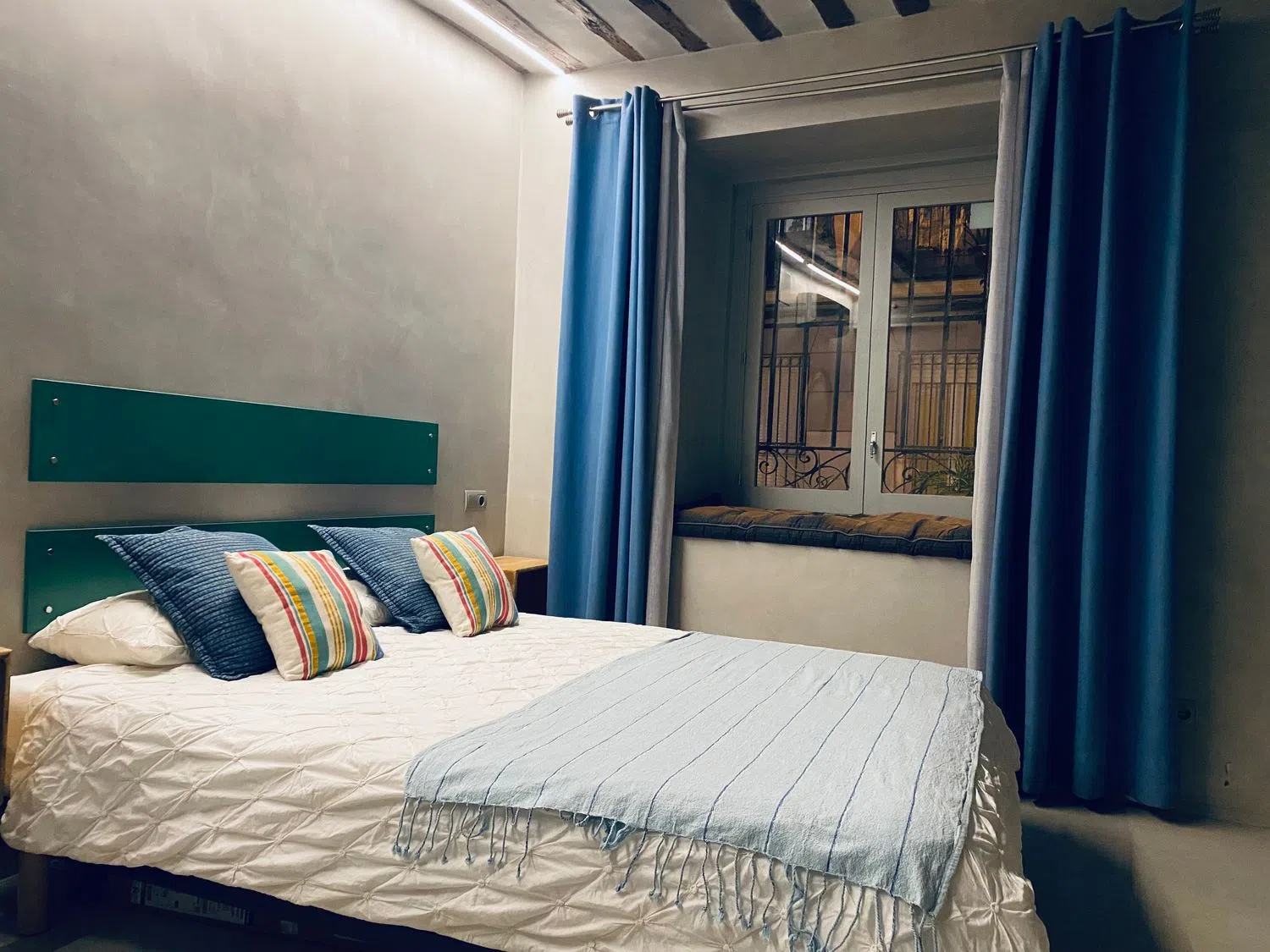 Piso en calle de Casto Plasencia, 4 Bis - Foto 1