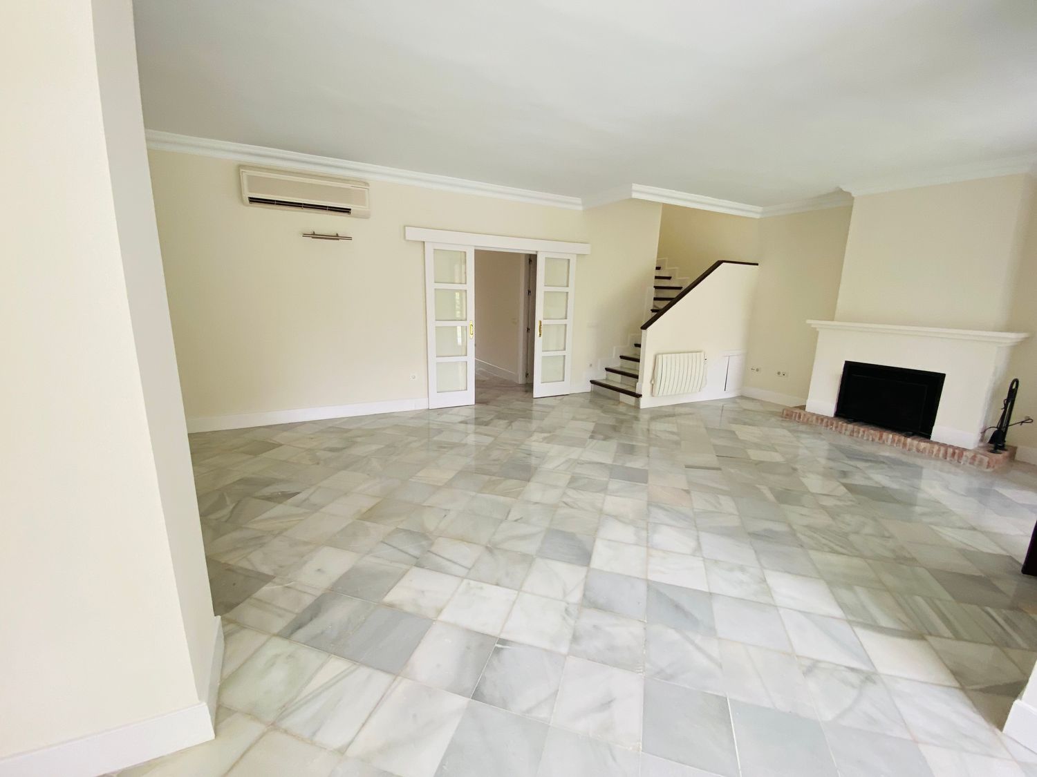 Chalet pareado en camino Cortes, 2 local - Foto 4