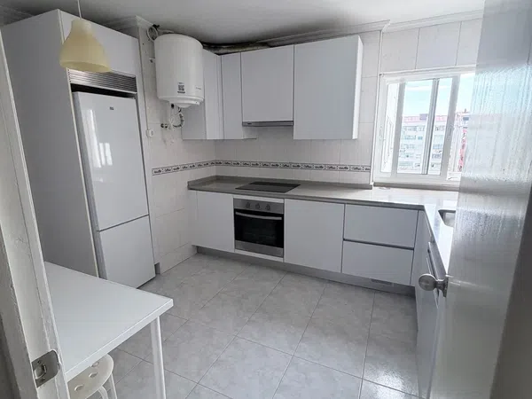 Piso en Calle Serafín Avendaño, 8, Centro - Areal - Foto 1
