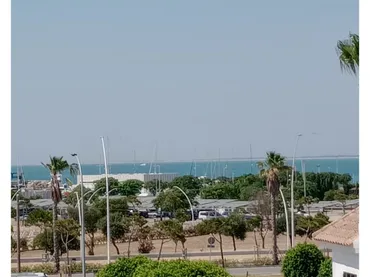 Chalet en  Avenida de Rocío Jurado 1 - Foto 17