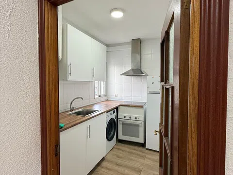 Piso en calle de Martínez de la Riva, 76