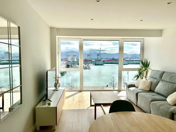 Piso en calle Marqués de la Hermida, 66