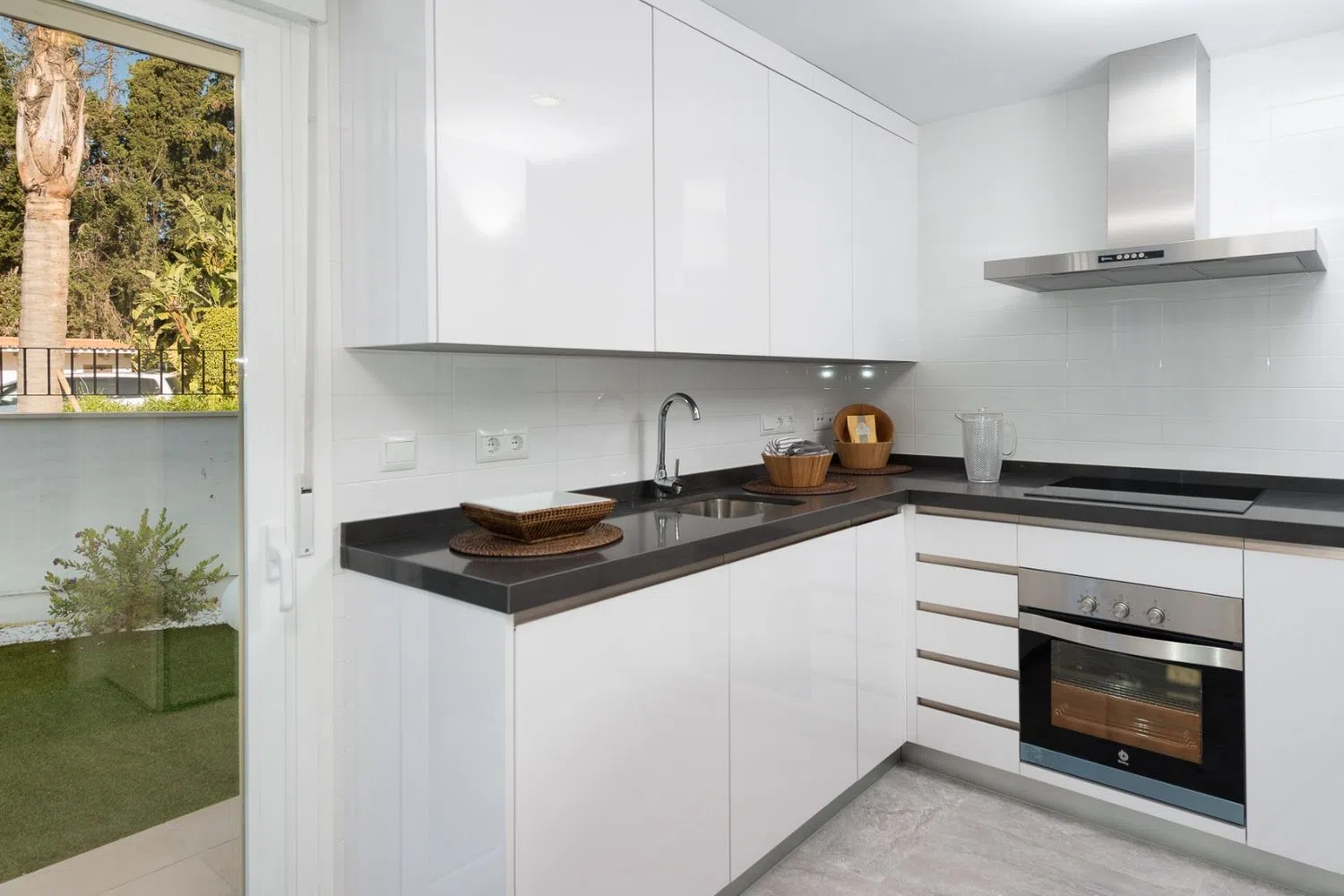 Chalet adosado en Urbanización Los Naranjos de Marbella, 1 Manzana - Foto 3