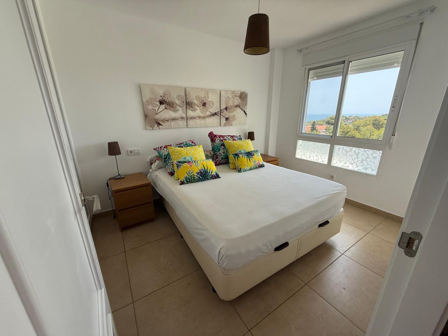 Piso en Calle Ofelia Sequeros, 1, Campoamor - Foto 2