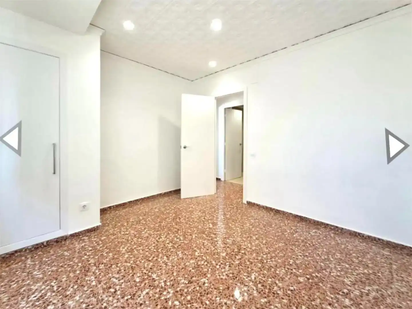 Piso en  Camí Real 4 - Foto 5