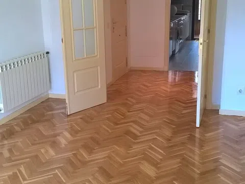 Piso en calle Castillo de Simancas, 2