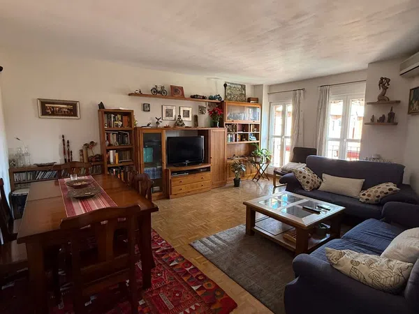 Piso en calle de la Violetera, 13