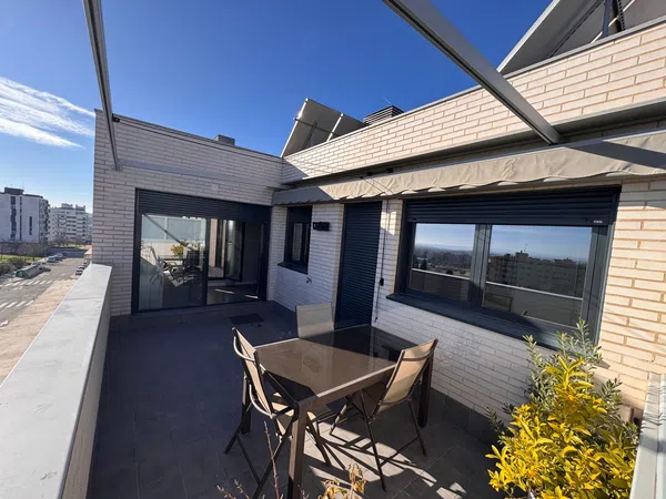 Ático en calle Diego de Almagro, 5