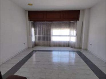Piso en Zona ayuntamiento - Foto 3