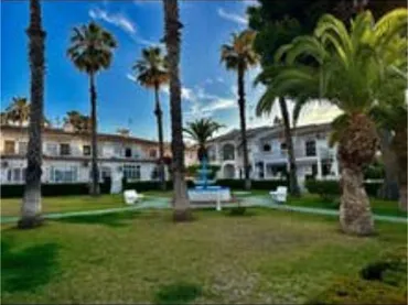 Casa adosada en Torrevieja lago jardin - Foto 6