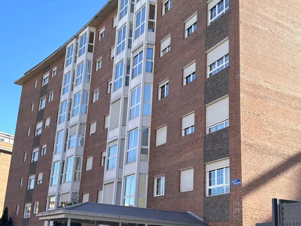 Piso en avenida de Isabel de Valois, 28