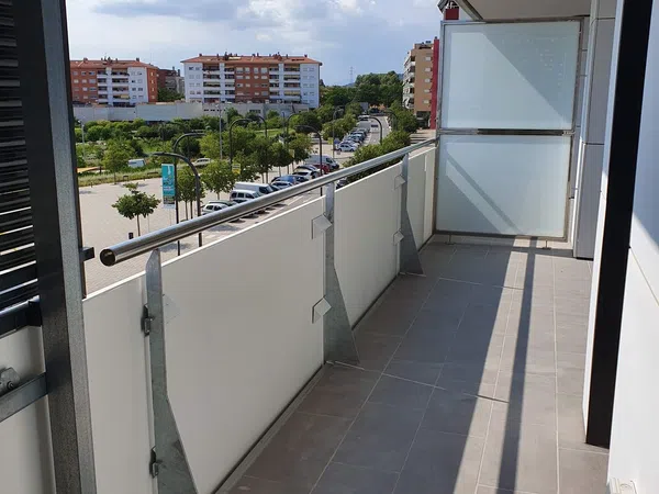 Piso en Calle de Rosa Luxemburg, 2, Mas Lluí - Els Miralls, Mas Lluí - Els Miralls - Foto 2