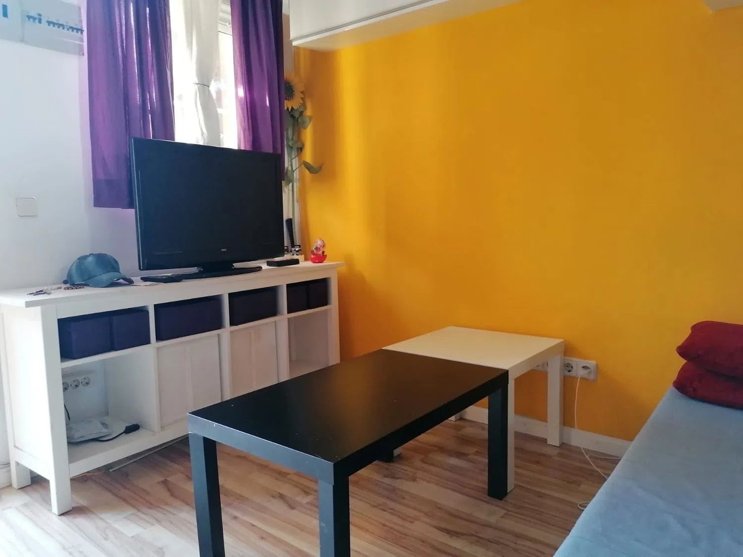 Estudio en calle de María de Guzmán, 4 - Foto 4