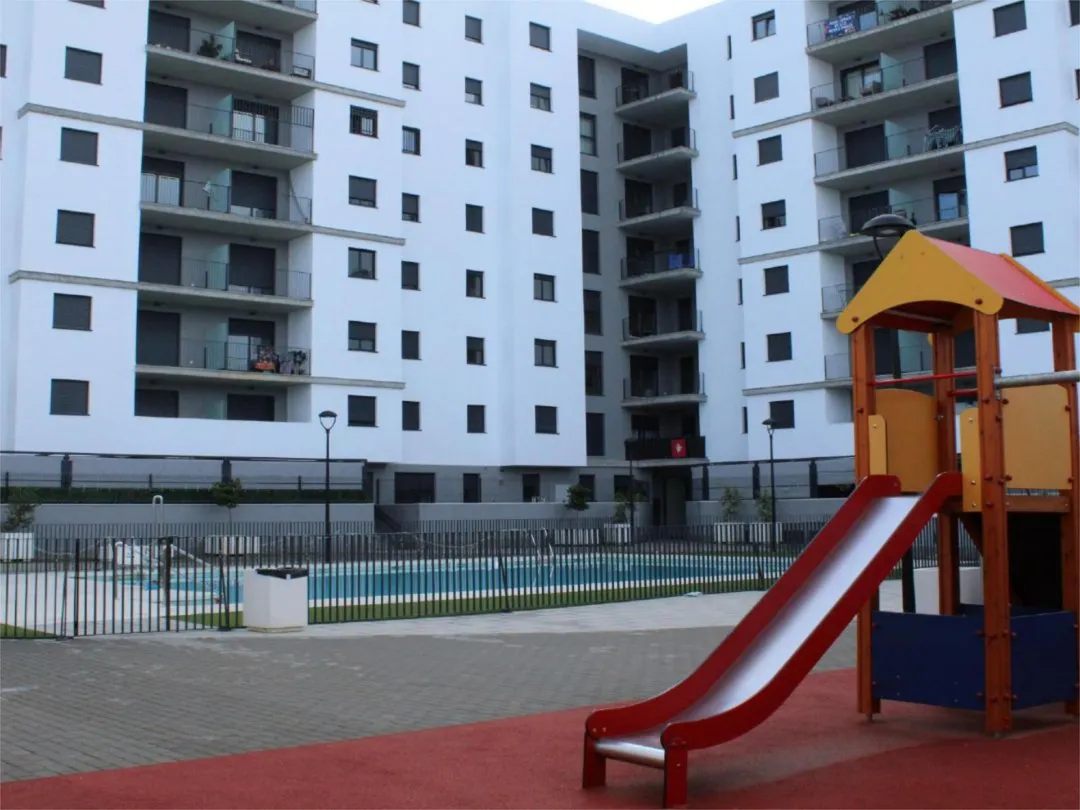 Piso en  Avenida de las Ciencias 3 - Foto 9