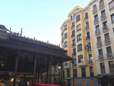 Piso en plaza de San Miguel, 7