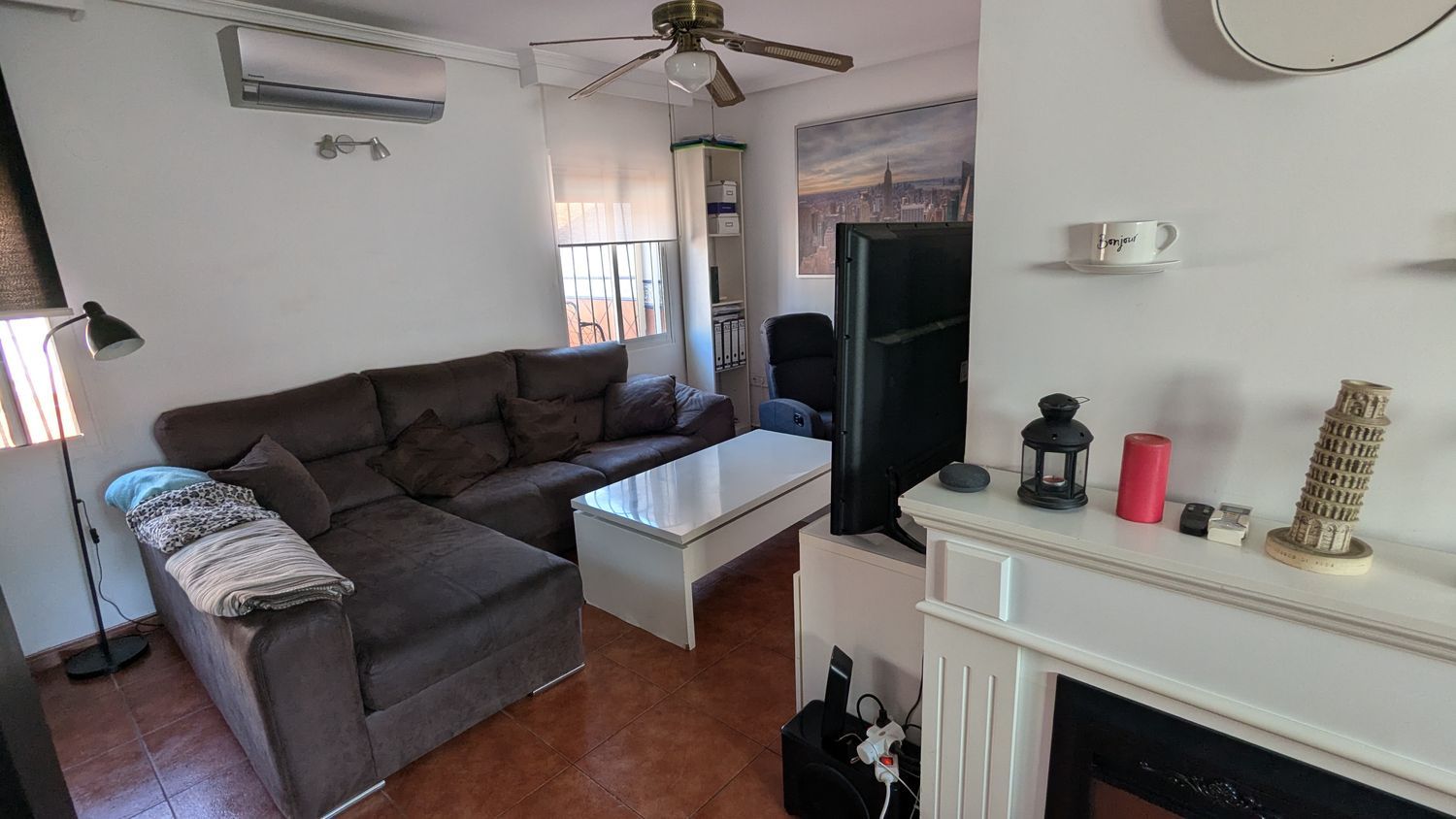 Chalet adosado en Barrio Carranque - Haza Cuevas - Foto 5