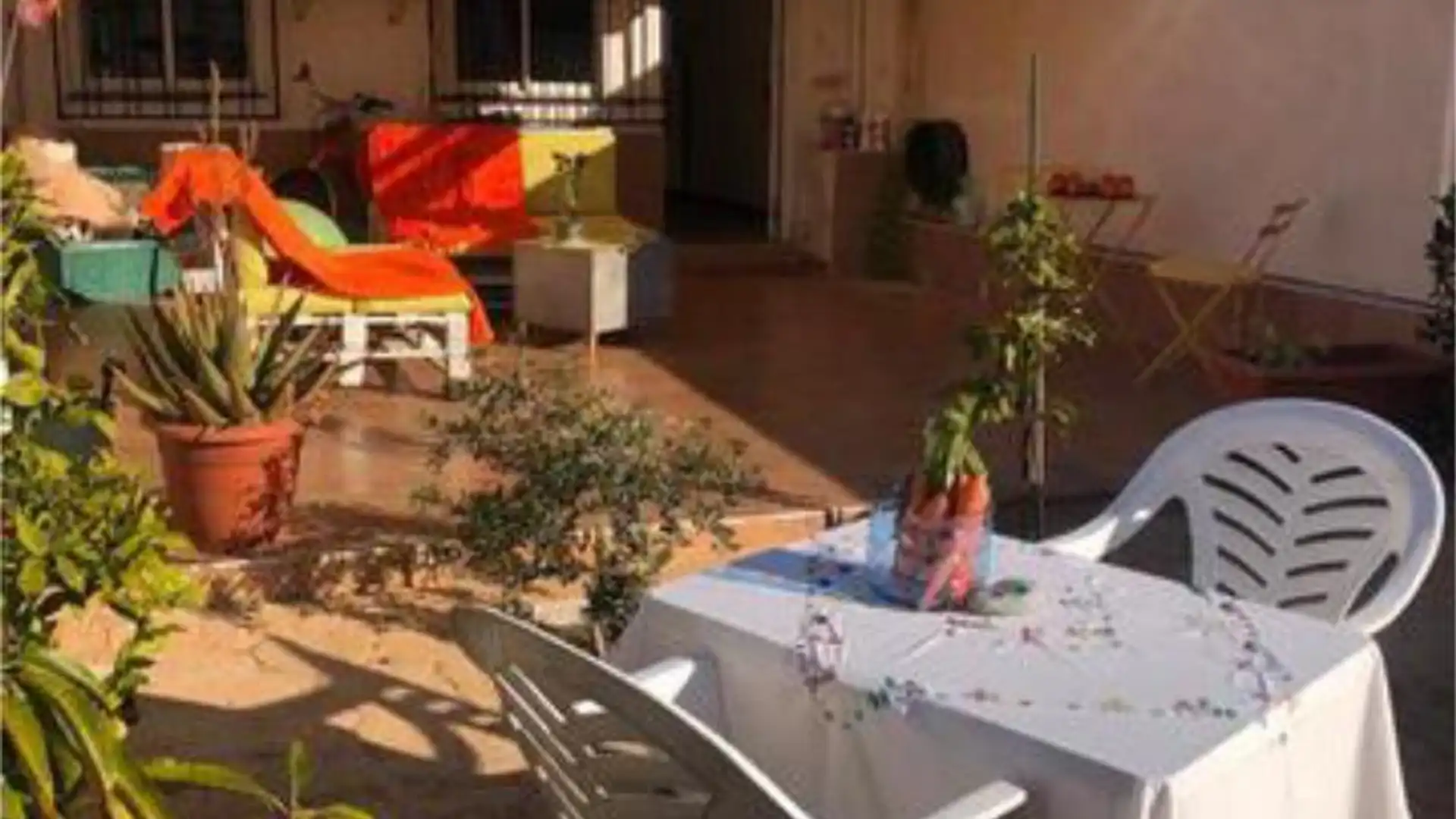 Chalet en calle los nardos 20 - Foto 1