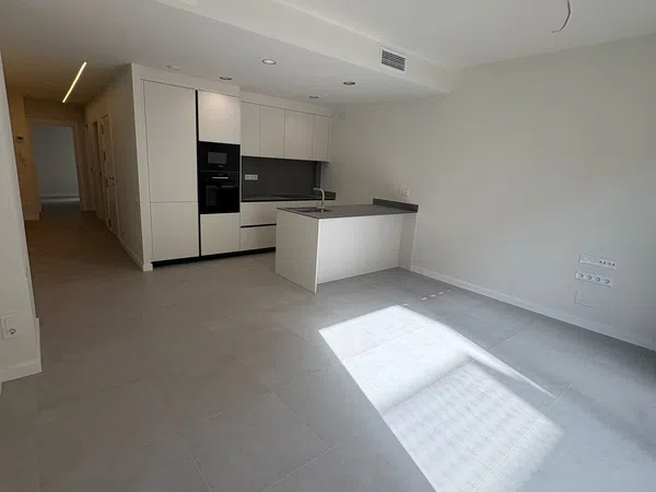 Piso en Avenida de Francesc Macià, 115, Sant Joan - L'Aiguacuit, Sant Joan - L'Aiguacuit - Foto 2