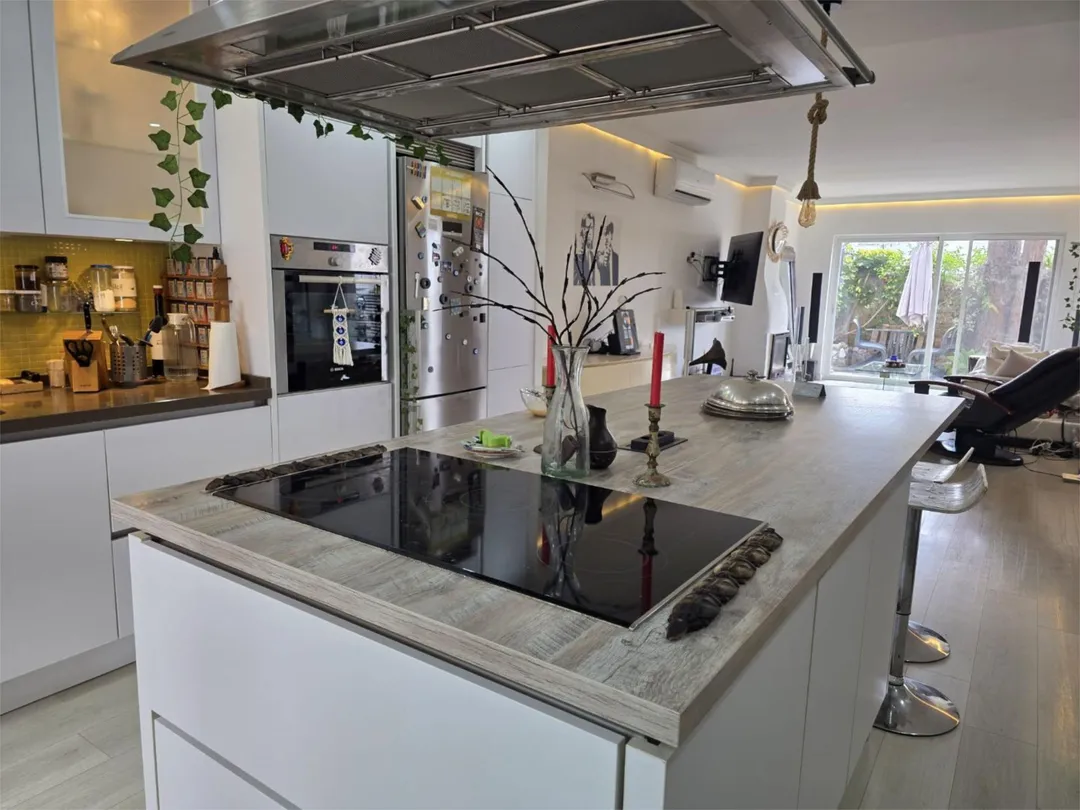 Chalet en  Avenida Alpandeire 109 - Foto 17