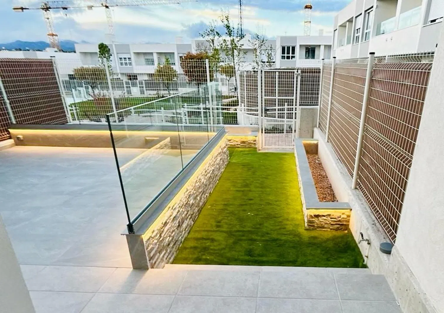 Chalet adosado en Gran Vía de Tres Cantos, 17 - Foto 2