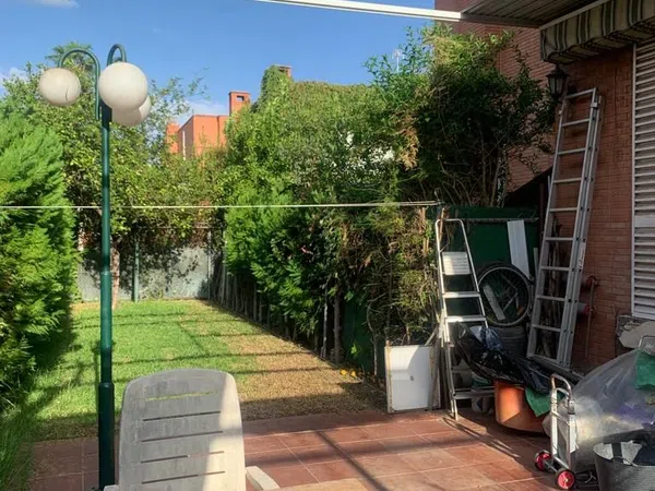 Chalet adosado en Calle Luis Fuentes Bejarano C, 50 - Foto 1