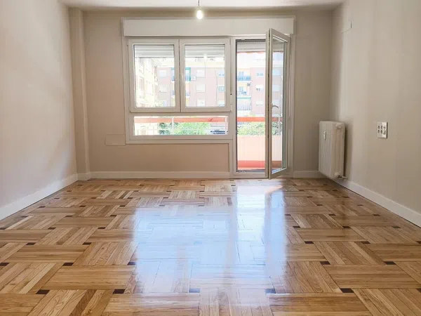 Piso en Paseo Doctor Fernández Iparraguirre, 25 - Foto 1
