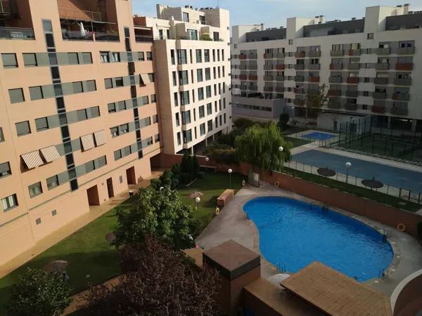 Piso en avenida del Camino de Santiago, 33