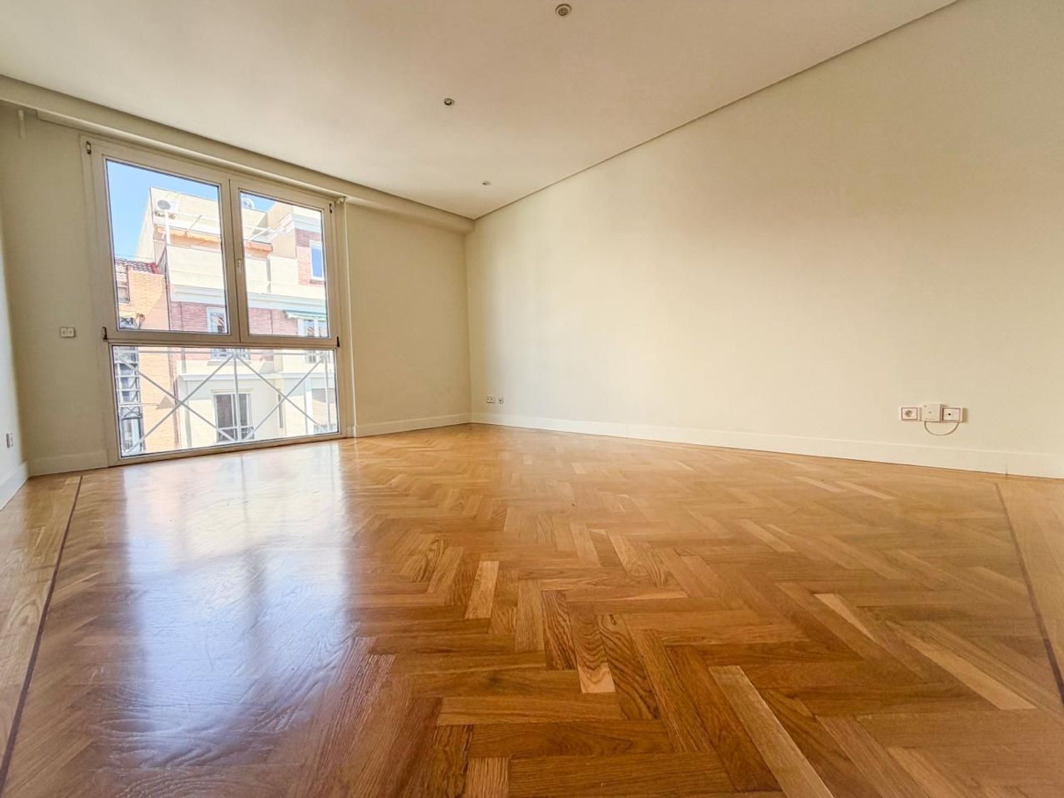 Piso en Barrio Gaztambide - Foto 2